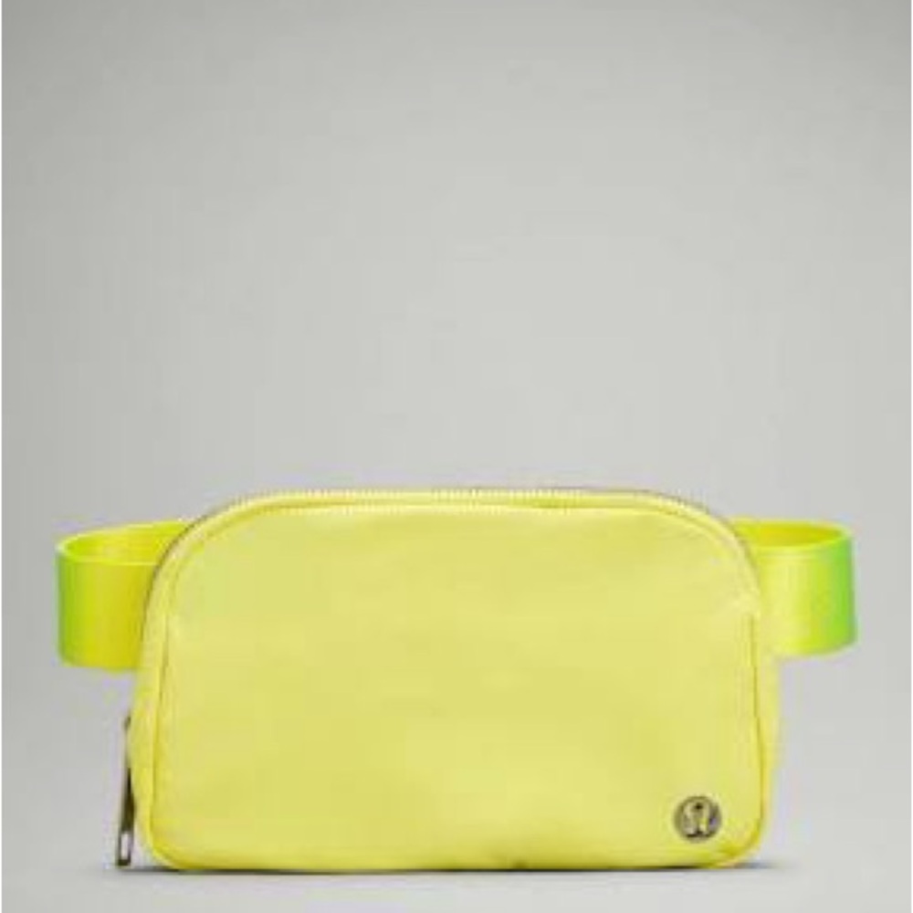 Lululemon Athletica Electric Lemon Everywhere Belt Bag 1L